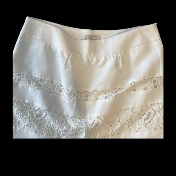 Loft creamy white fully lined skirt with embroidered lace details. NWT - Picture 3 of 8